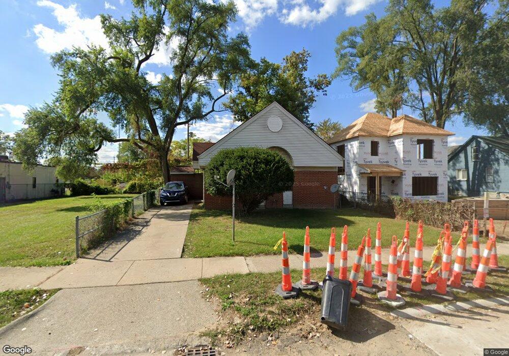 21333 Glen Lodge Rd, Ferndale, MI 48220 - photo 1