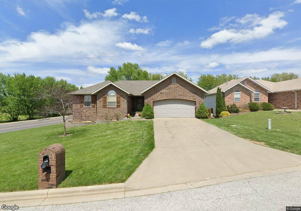 1007 W Bates Dr, Nixa, MO 65714 - photo 1