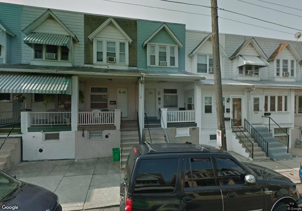 724 W Whitehall St, Allentown, PA 18102 - photo 1