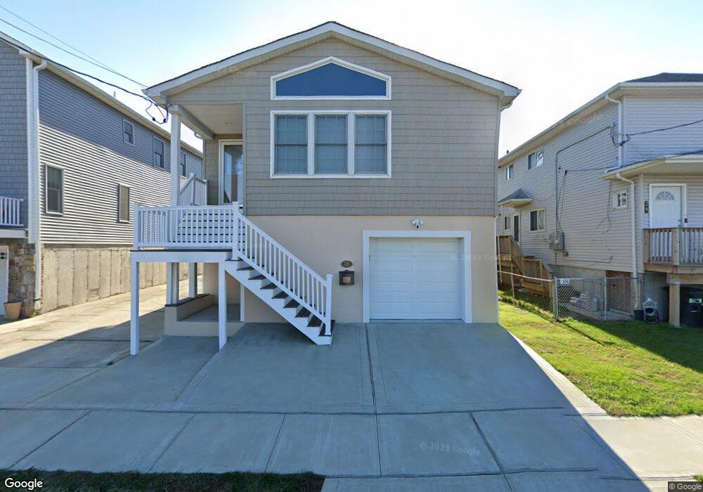 33 Deal Rd, Island Park, NY 11558 - photo 1