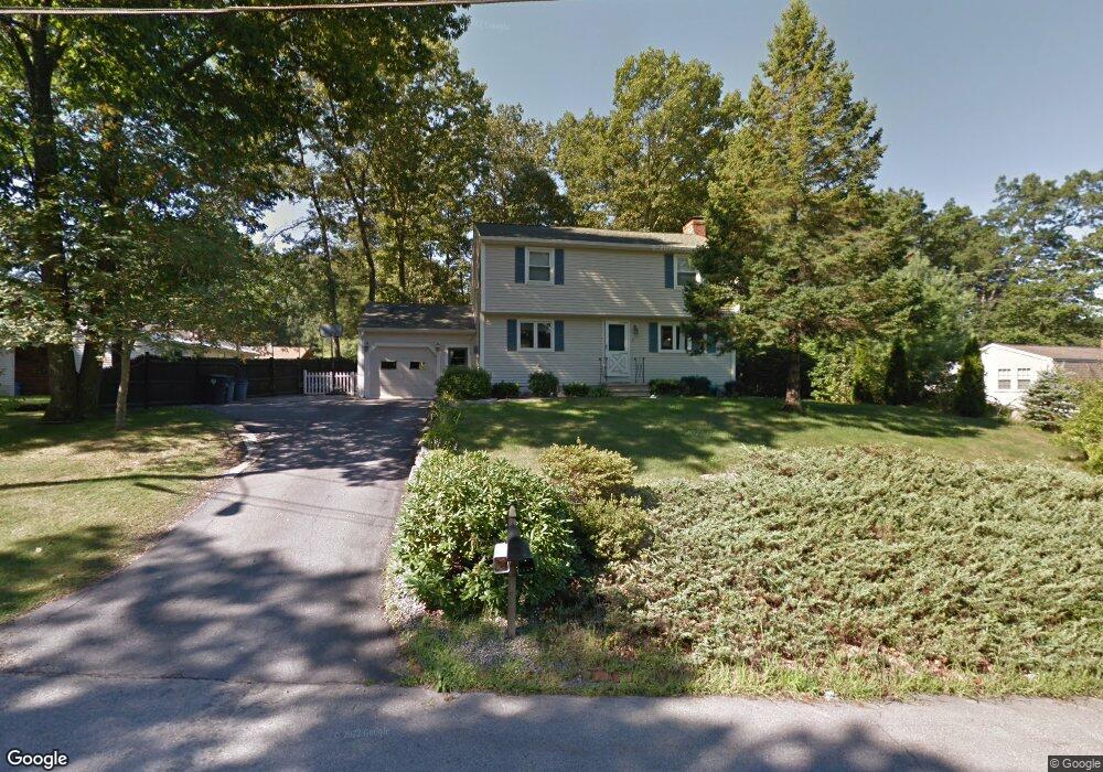 4 Shaw Cir, Nashua, NH 03062 - photo 1