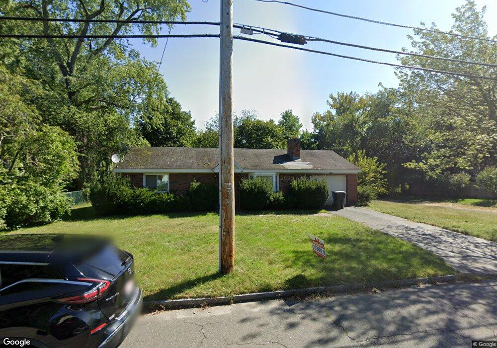 45 Silas St, Springfield, MA 01109 - photo 1