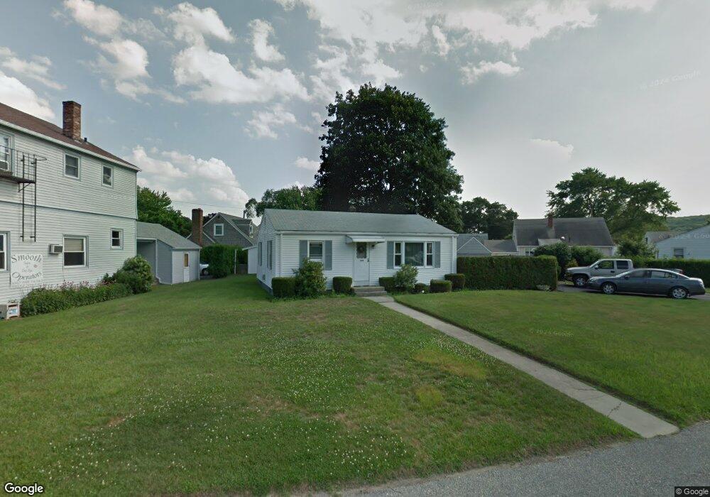 244 Wayland Ave, Cranston, RI 02920 - photo 1