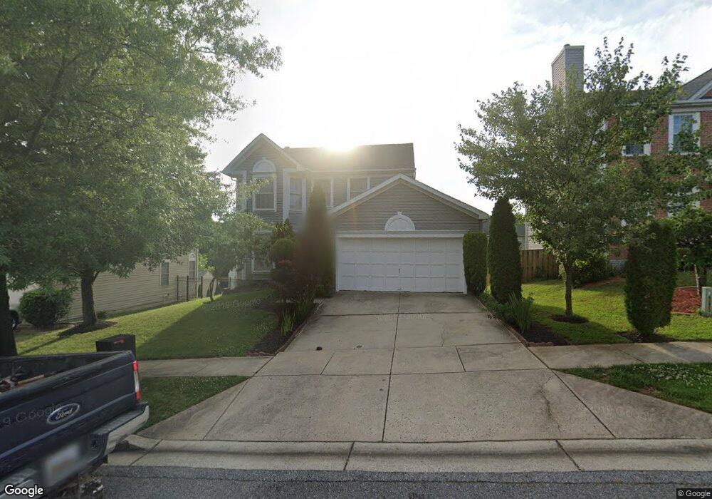 5800 Silk Tree Dr, Riverdale, MD 20737 - photo 1