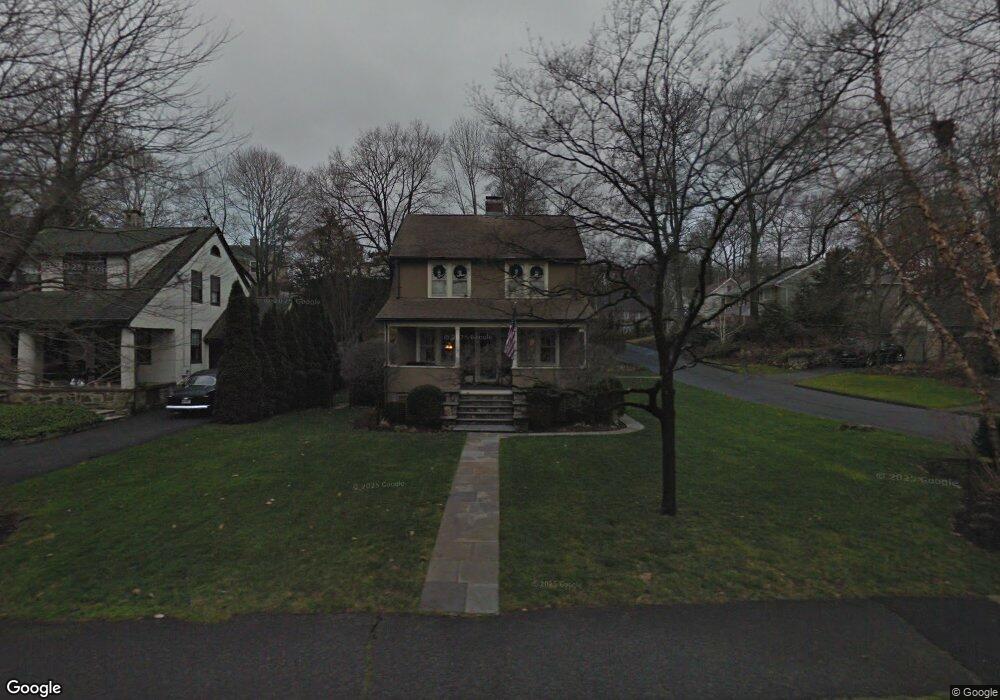 38 Sinawoy Rd, Cos Cob, CT 06807 - photo 1