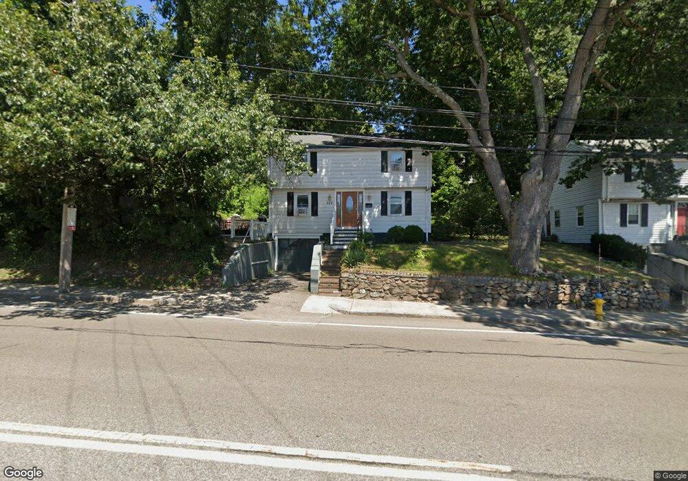 529 Adams St, Quincy, MA 02169 - photo 1