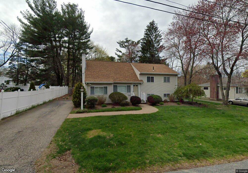 4 Oakvale Rd, Framingham, MA 01701 - photo 1