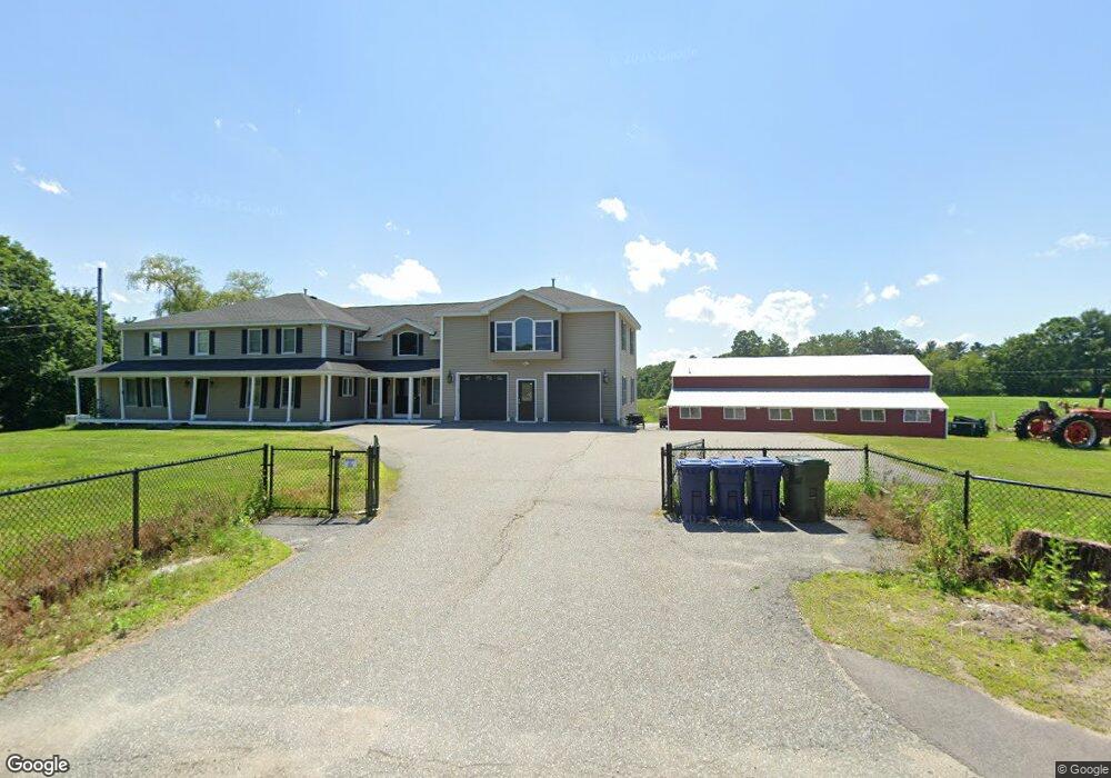 1137 Hildreth St, Dracut, MA 01826 - photo 1