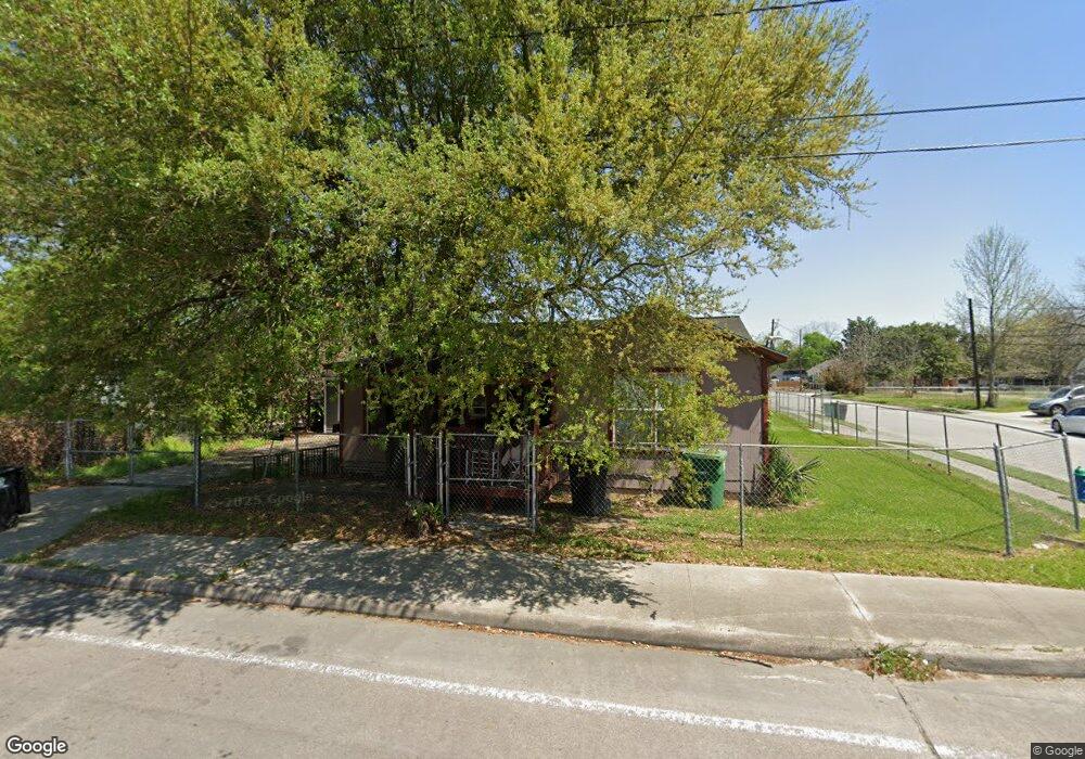 4802 Hirsch Rd, Houston, TX 77026 - photo 1
