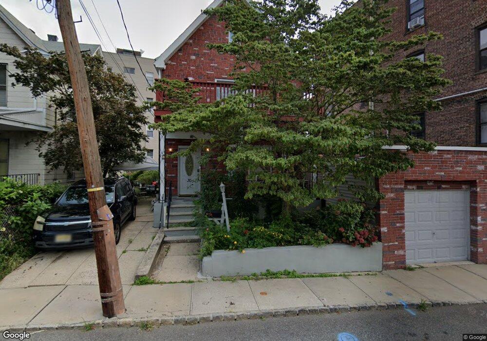 30 Columbia Terrace, Edgewater, NJ 07020 - photo 1