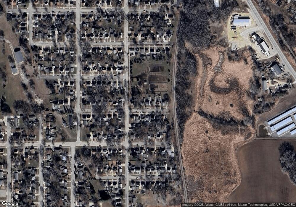 907 12th Ave SE, Austin, MN 55912 - photo 1