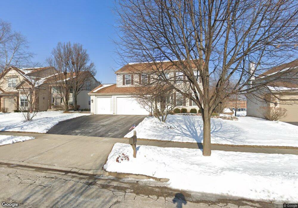 2222 Barrett Dr, Algonquin, IL 60102 - photo 1