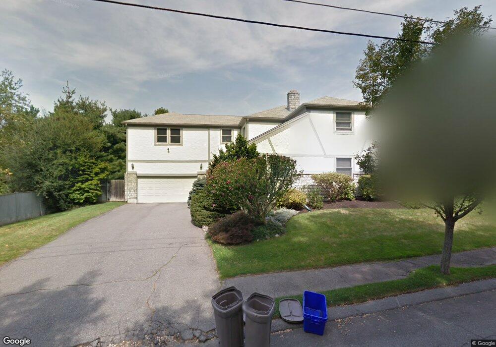 8 Richard Rd, Marblehead, MA 01945 - photo 1