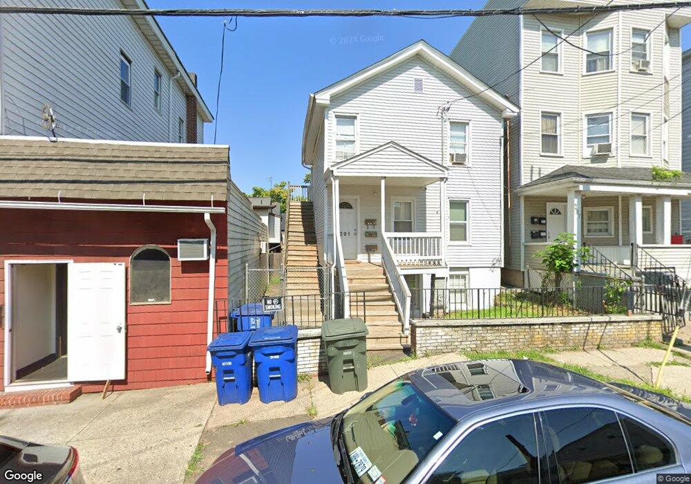 291 Harral Ave unit 3, Bridgeport, CT 06604 - photo 1