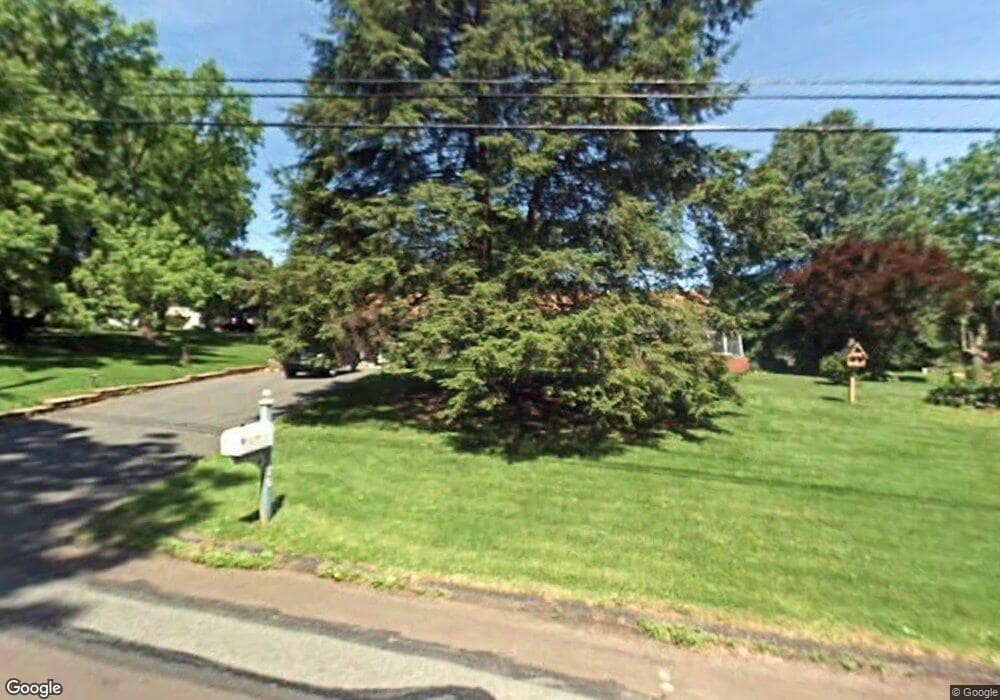 776 Schoolhouse Rd, Pottstown, PA 19465 - photo 1