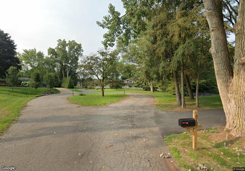 846 Robinhood Ct, Bloomfield Hills, MI 48304 - photo 1