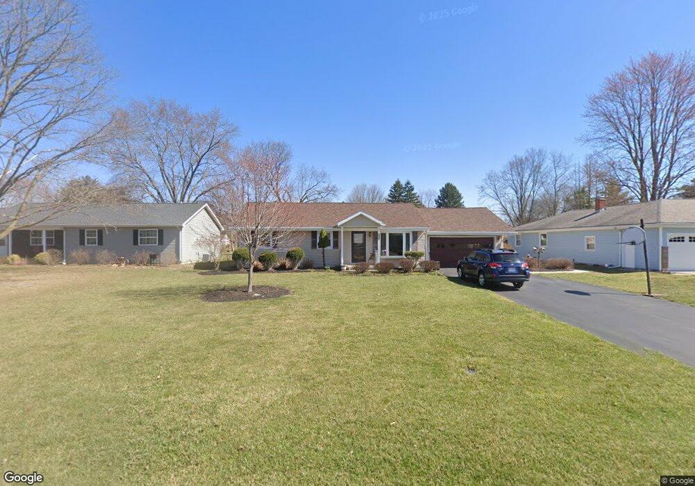 1915 Brookside Dr, Findlay, OH 45840 - photo 1