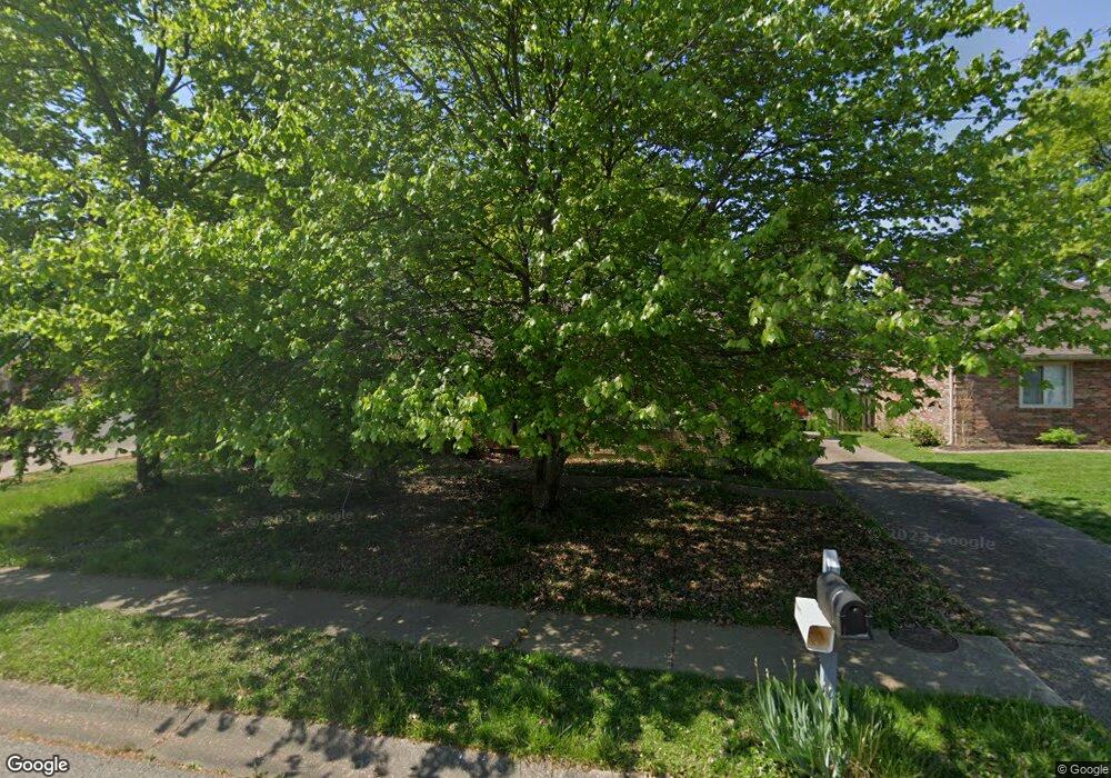 3613 Greenfield Dr, New Albany, IN 47150 - photo 1