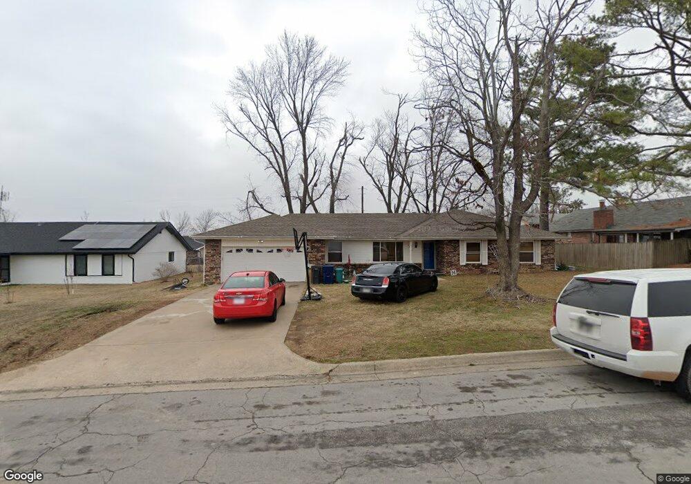 1605 W Mimosa St, Rogers, AR 72758 - photo 1