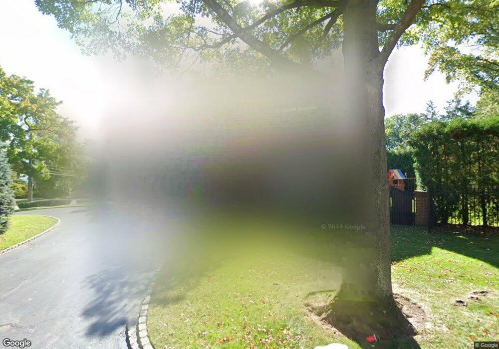 37 Circle Rd, Staten Island, NY 10304 - photo 1