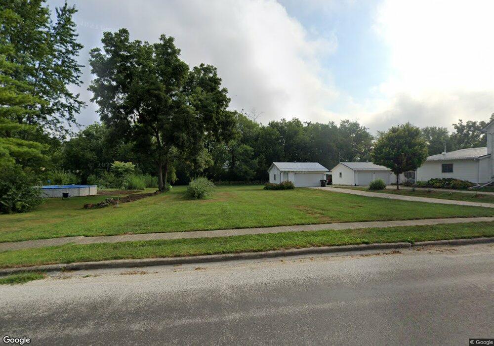 421 E Beardstown St, Virginia, IL 62691 - photo 1