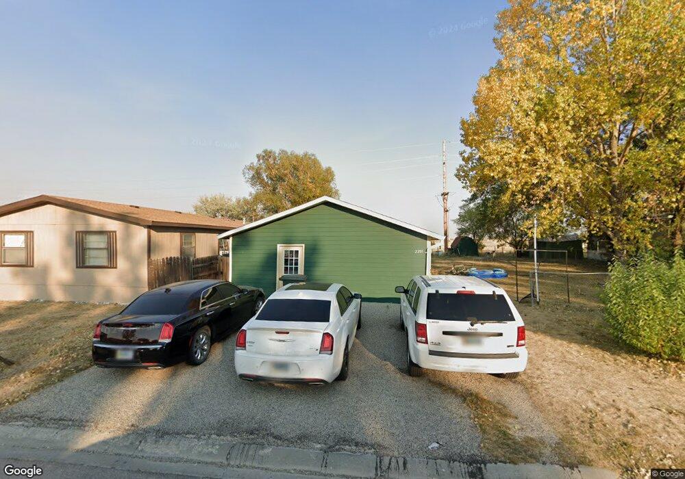 2201 Cheryl Ave, Gillette, WY 82718 - photo 1
