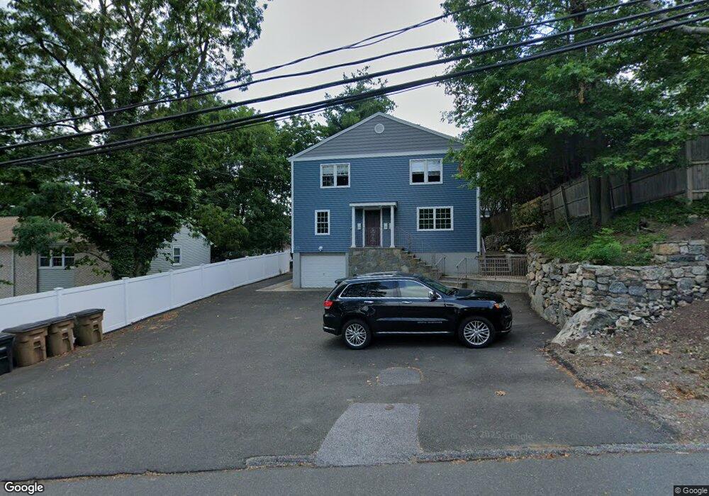 158 Columbus Place, Stamford, CT 06907 - photo 1