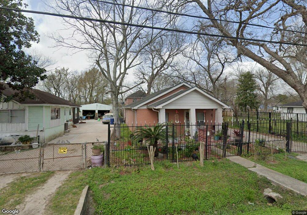 3313 Wayne St, Houston, TX 77026 - photo 1