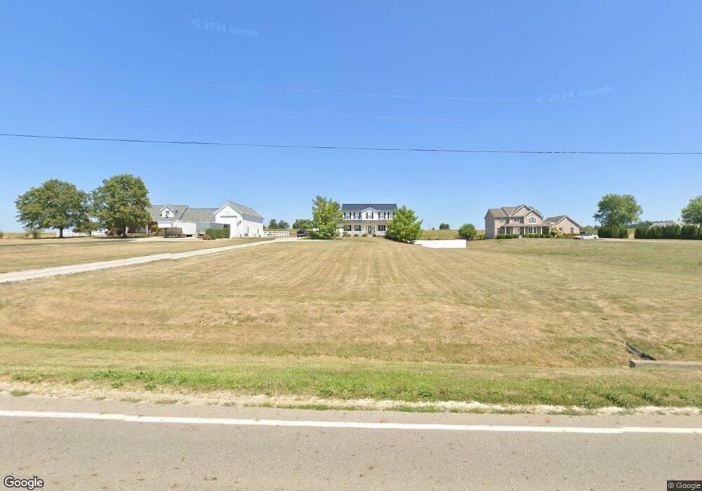 6742 Tarlton Rd, Circleville, OH 43113 - photo 1