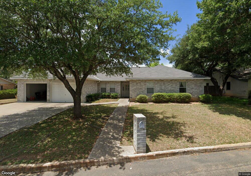 113 Tanglewood Dr, Fredericksburg, TX 78624 - photo 1