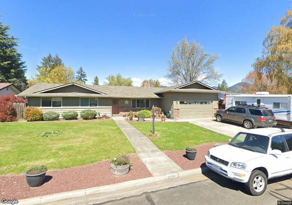 1770 Axtell Dr, Grants Pass, OR 97527 - photo 1