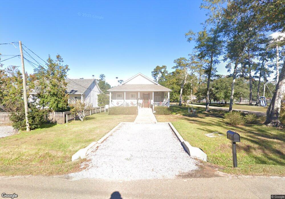 1102 W 15th Ave, Covington, LA 70433 - photo 1