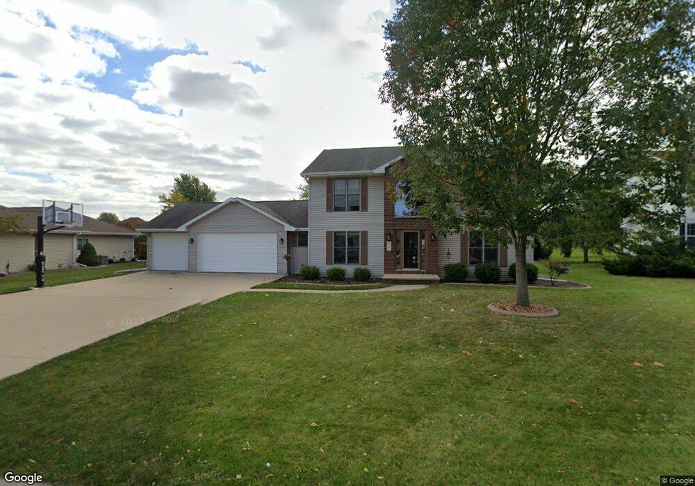 W5941 Sweet William Dr, Appleton, WI 54915 - photo 1
