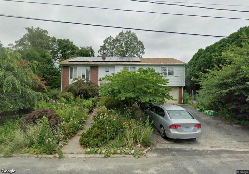 55 Glen Hills Dr, Cranston, RI 02920 - photo 1