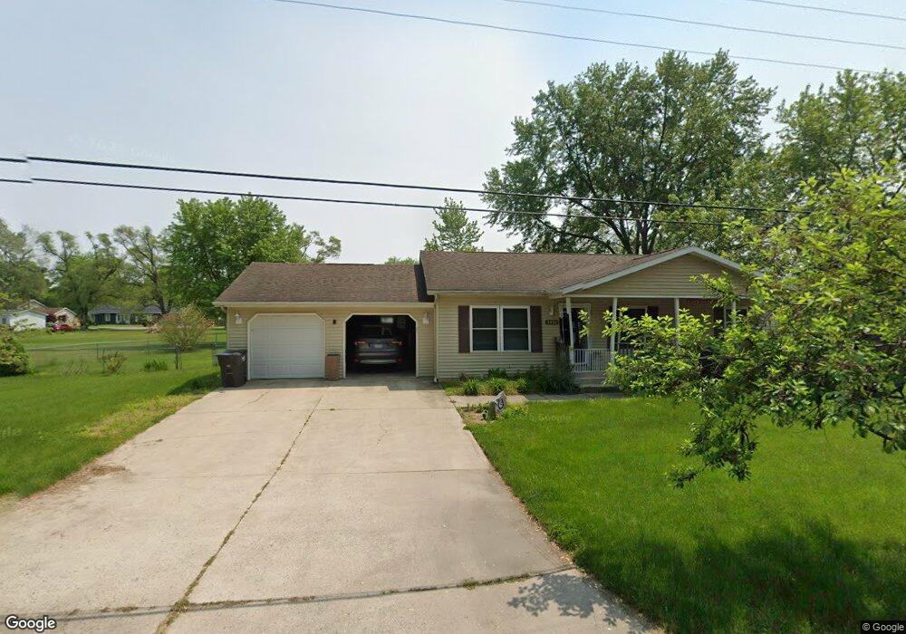 2832 10th St, Elkhart, IN 46517 - photo 1