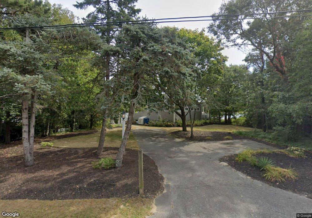 370 Edgewater Dr E, East Falmouth, MA 02536 - photo 1