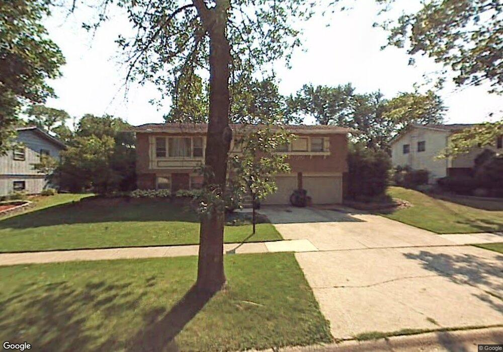 18921 Cedar Ave, Country Club Hills, IL 60478 - photo 1