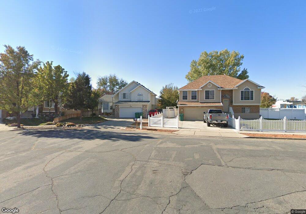 1523 N 275 W, Layton, UT 84041 - photo 1