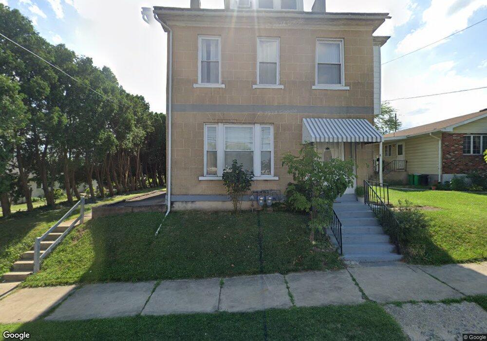 812 N Irving St unit 816, Allentown, PA 18109 - photo 1