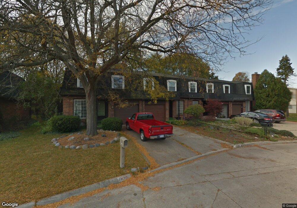 1837 Oak Brook Cir, Flint, MI 48507 - photo 1