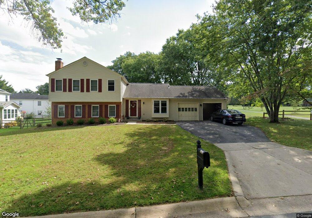 14856 Dufief Dr, North Potomac, MD 20878 - photo 1