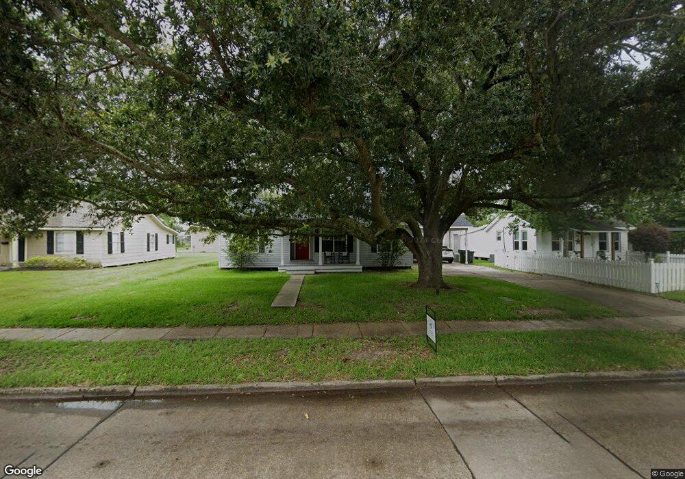 327 W Lagrange St, Lake Charles, LA 70605 - photo 1