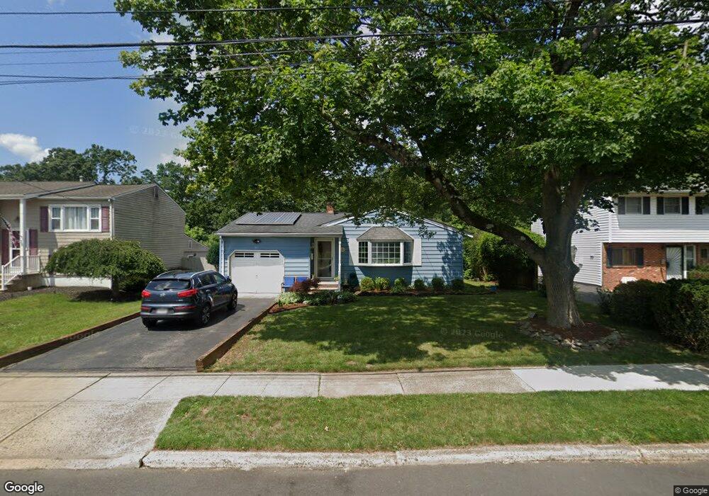 37 Woodmere St, Raritan, NJ 08869 - photo 1