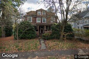 407 Linden St Unit 2, Wellesley Hills, MA 02481