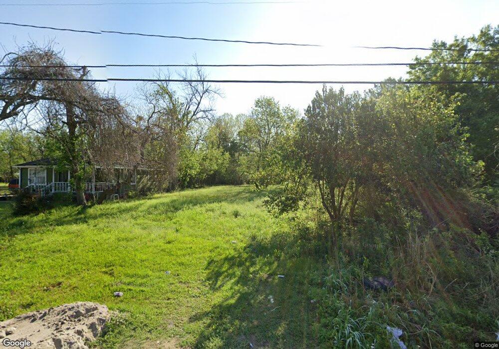 6924 Shotwell St, Houston, TX 77028 - photo 1