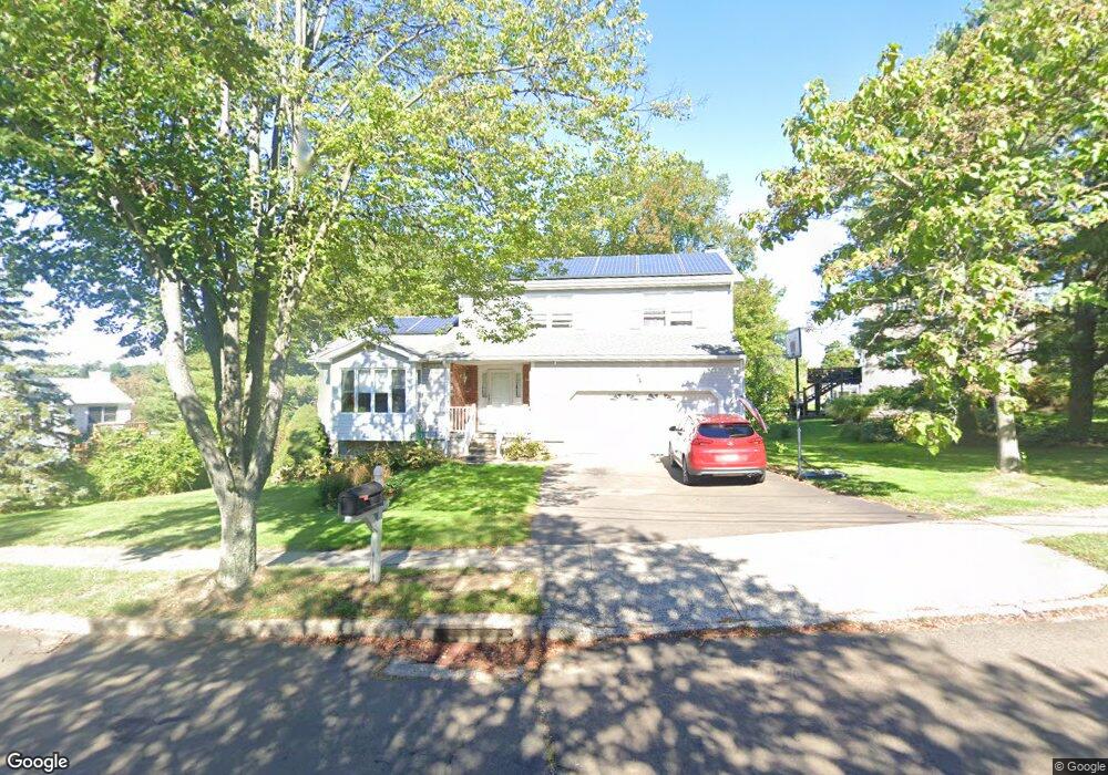 42 Spruce Peak Ln, West Haven, CT 06516 - photo 1