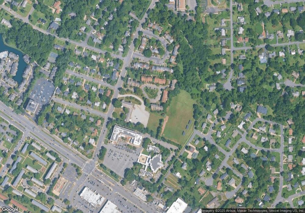 5919 Munson Ct, Falls Church, VA 22041 - photo 1