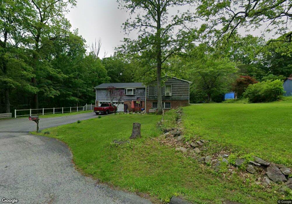 904 Oak Ln, Newton, NJ 07860 - photo 1