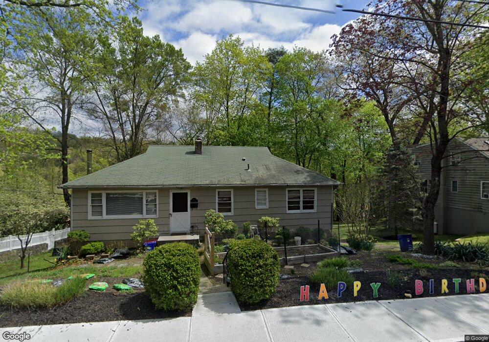 14 Piney Point Ave, Croton On Hudson, NY 10520 - photo 1