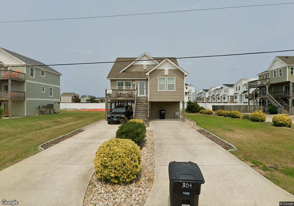 304 E Clark St, Kill Devil Hills, NC 27948 - photo 1